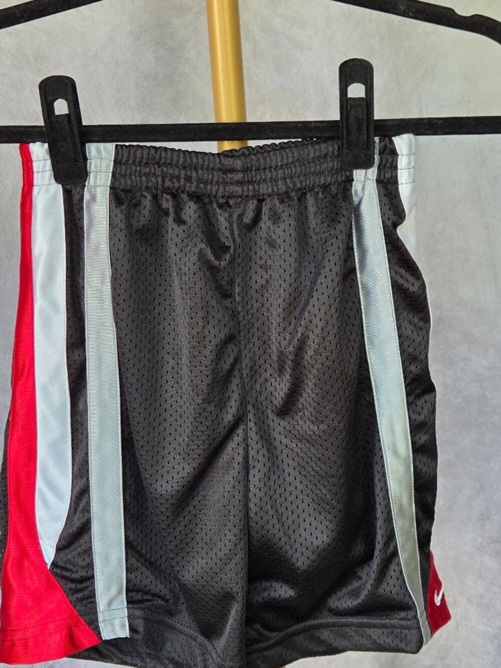 Nike Boys Sport Shorts Black/Red/White Size 6 NWT